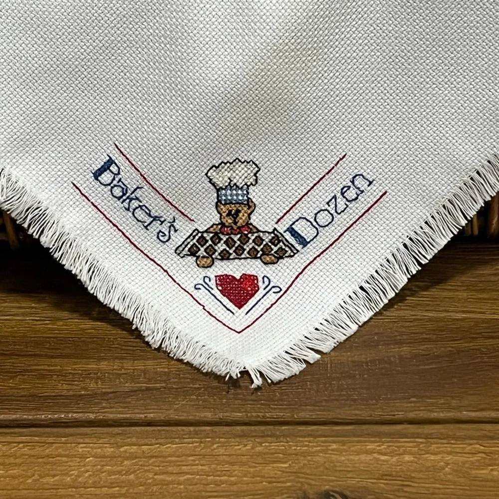 Cross Stitch Baker’s Dozen Bread Basket Linen Liner Cover Country Completed VGC